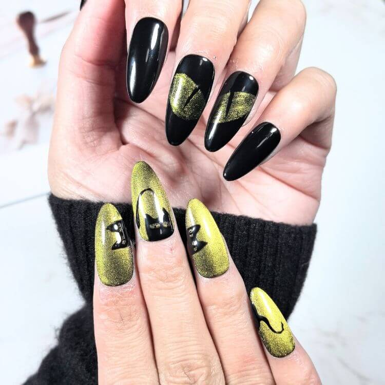 Gold Rush Green Black Cat Eye Almond Press On False Nails